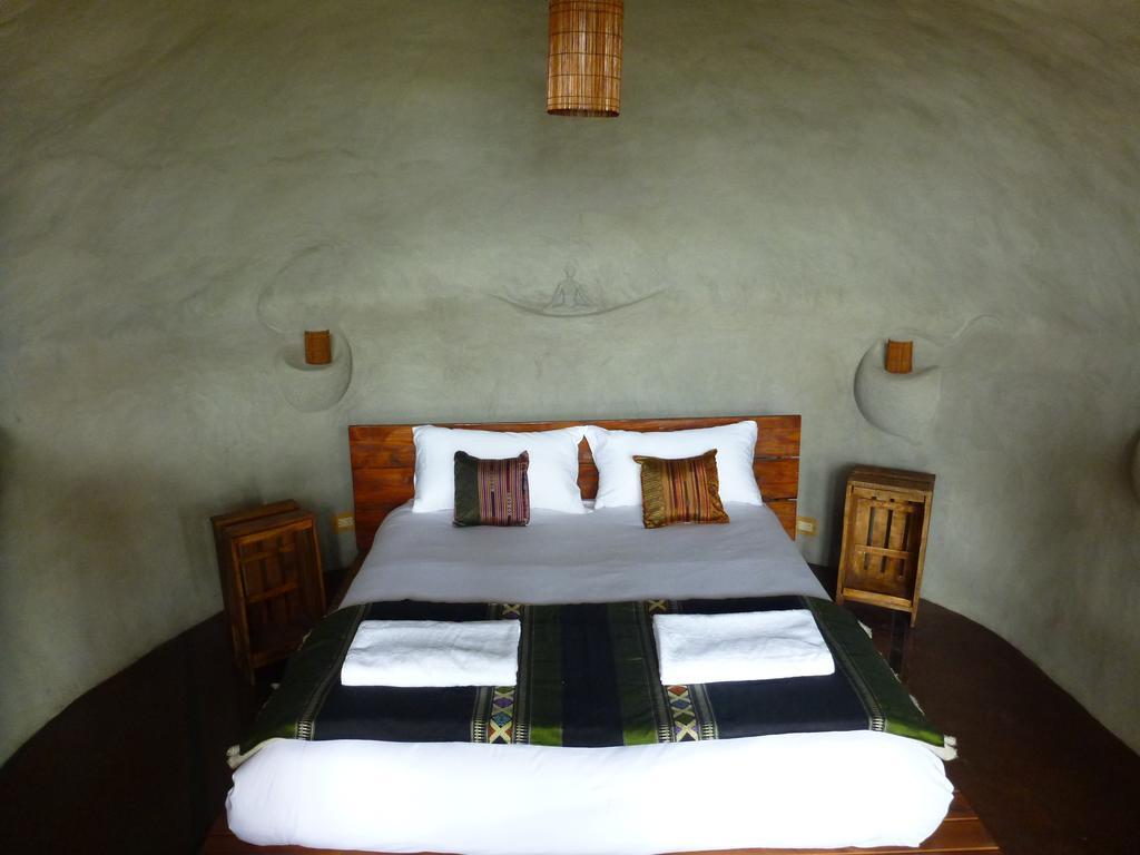 Earthship Patagonia Eco Accommodations El Bolsón Стая снимка